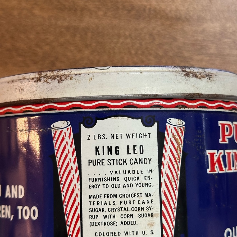 King Leo Blue and Red Tin Container - Picture 3 of 5